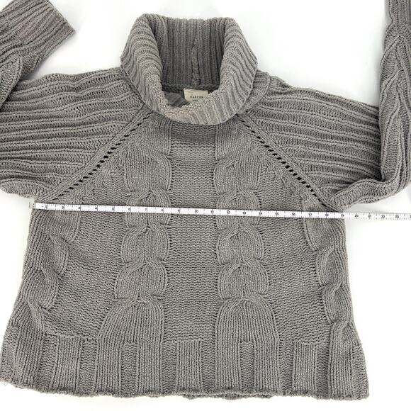 Harper Heritage Gray Plush Cropped Turtleneck Sweater Size S - Picture 4 of 8
